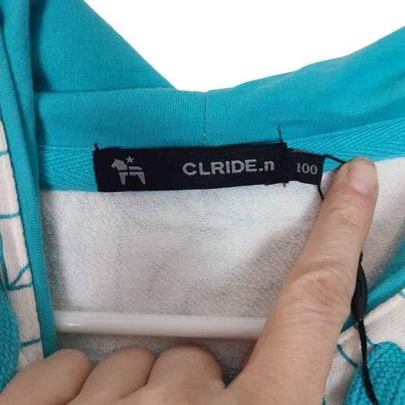 CLRIDE.n Womens 100 White Sweden Spell Out Print Pullover Hoodie Sweatshirt NWT - Picture 6 of 9